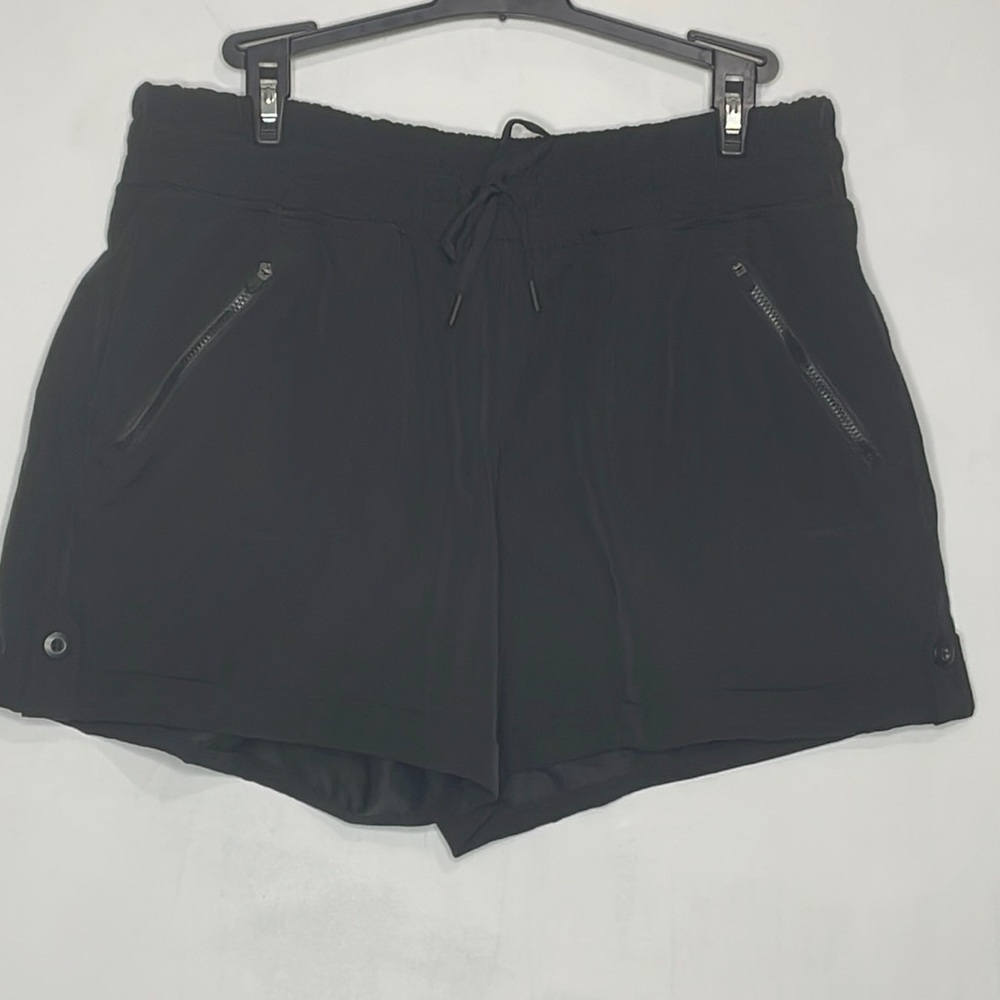 Stretch athletic shorts